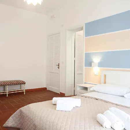 Country San Vito Bay Konukevi