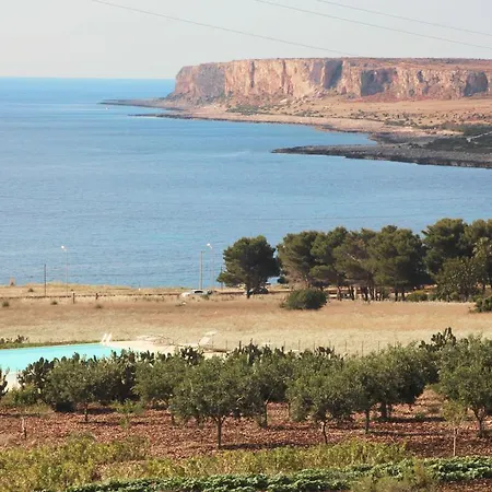 Konukevi Country San Vito Bay 3*