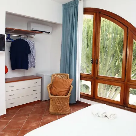 Konukevi Country San Vito Bay